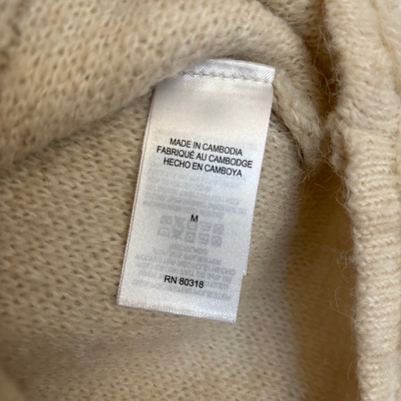 Lucky Brand Cozy Cream Cardigan Sweater With Star Buttons - Picture 6 of 9